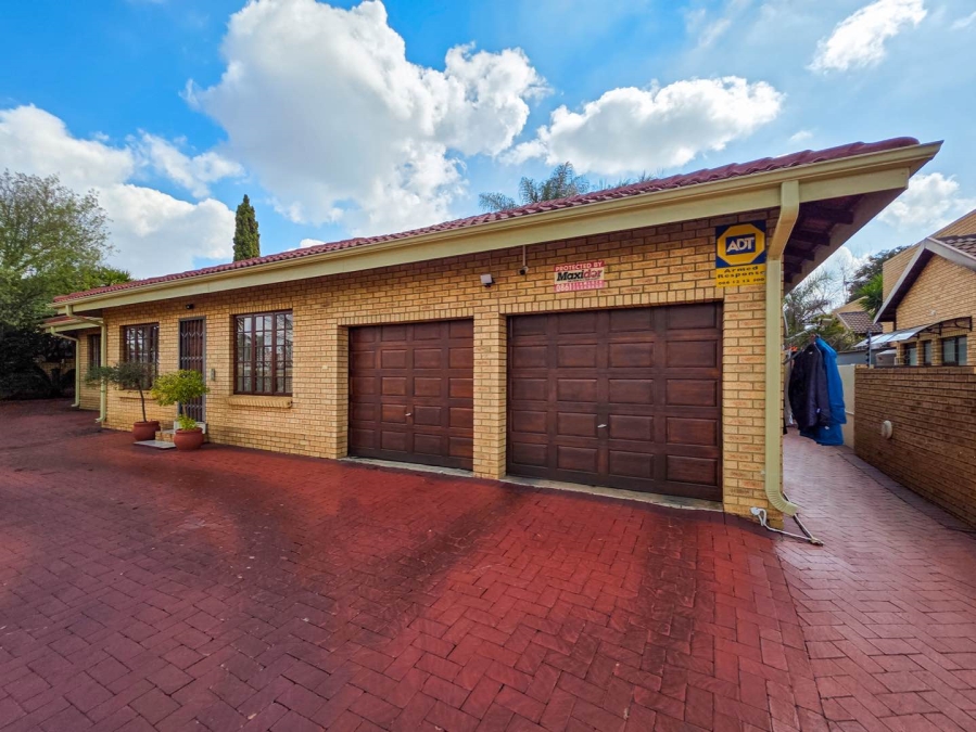 3 Bedroom Property for Sale in Moreleta Park Gauteng