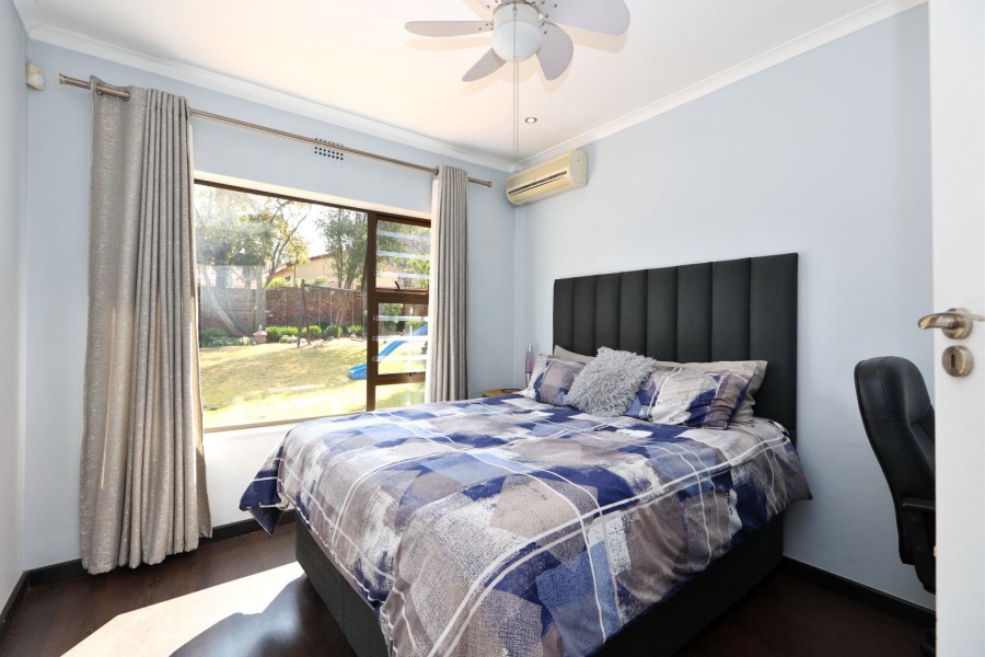 4 Bedroom Property for Sale in Sunninghill Gauteng