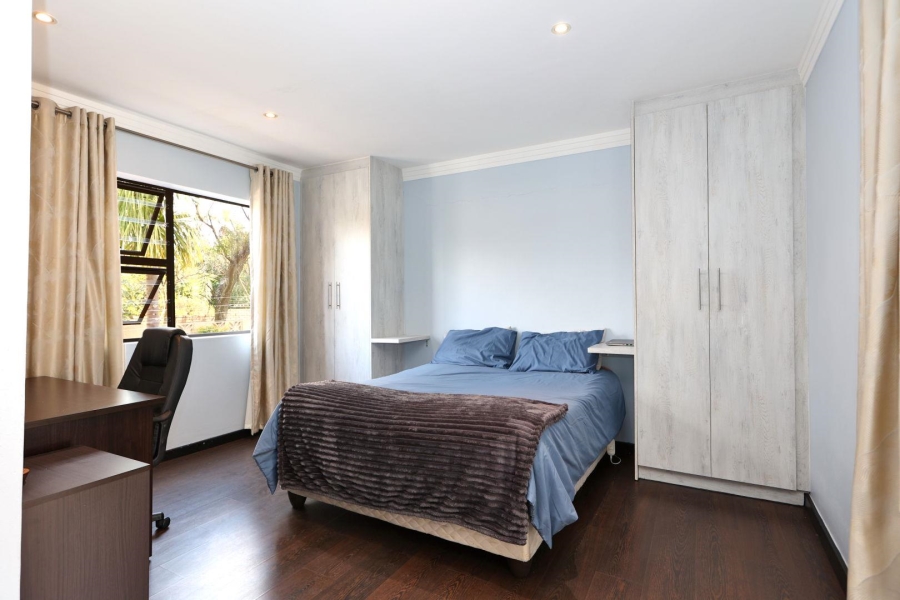 4 Bedroom Property for Sale in Sunninghill Gauteng