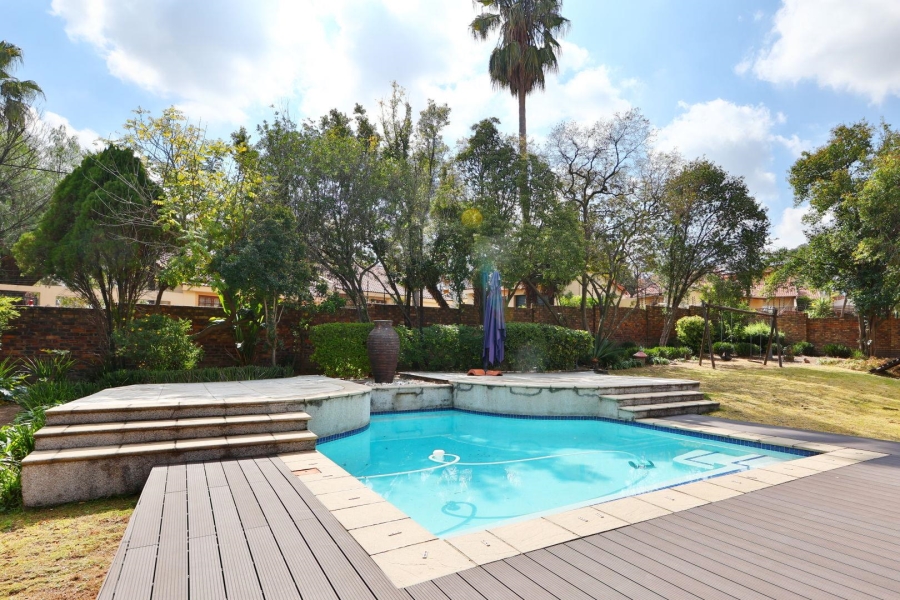 4 Bedroom Property for Sale in Sunninghill Gauteng