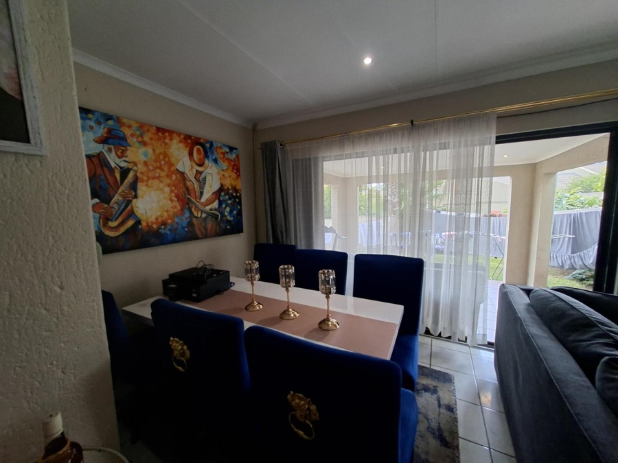 3 Bedroom Property for Sale in Buccleuch Gauteng