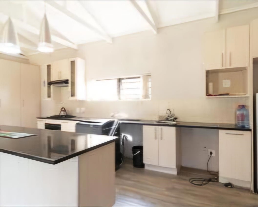 5 Bedroom Property for Sale in La Montagne Gauteng