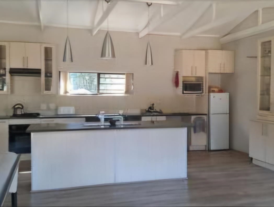 5 Bedroom Property for Sale in La Montagne Gauteng
