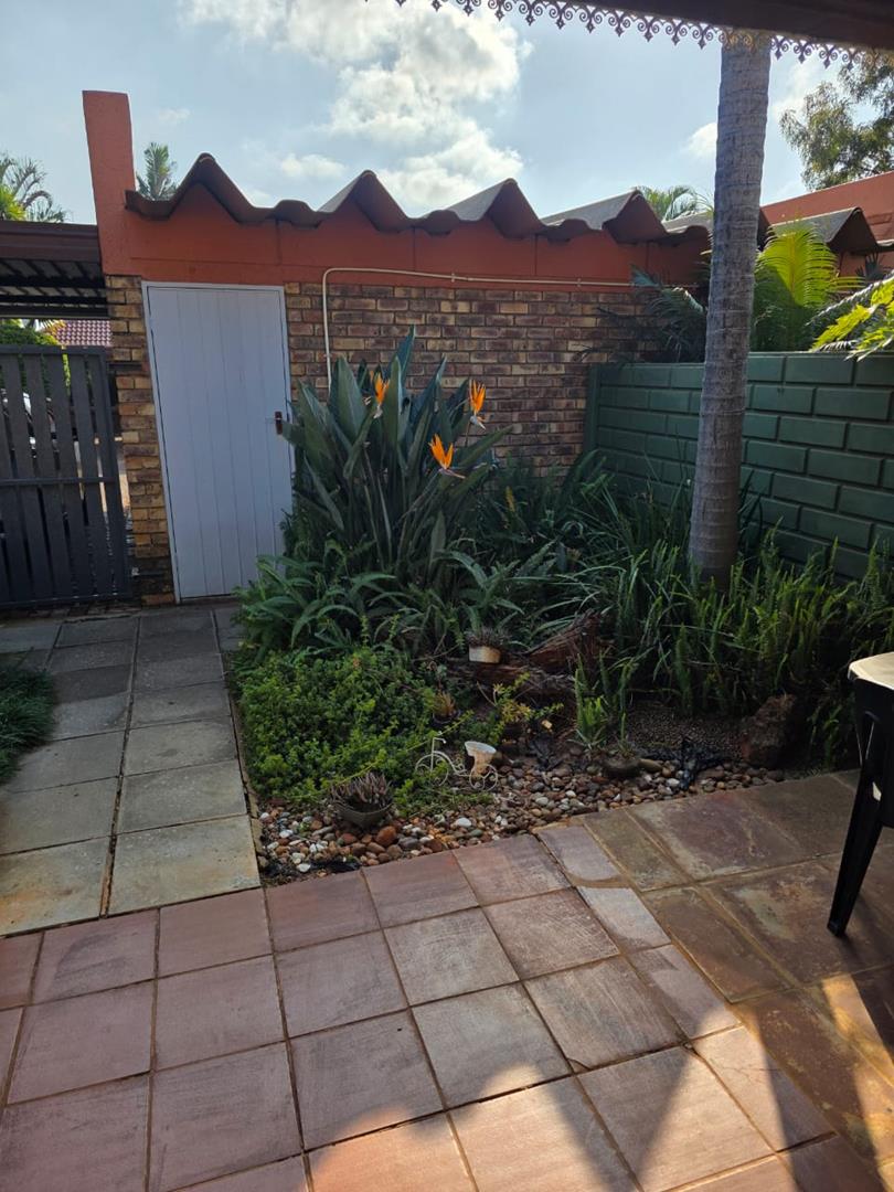 To Let 2 Bedroom Property for Rent in Doornpoort Gauteng