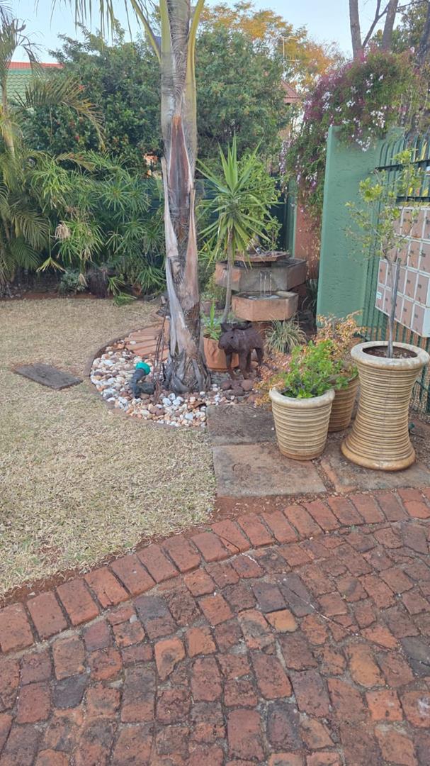 To Let 2 Bedroom Property for Rent in Doornpoort Gauteng