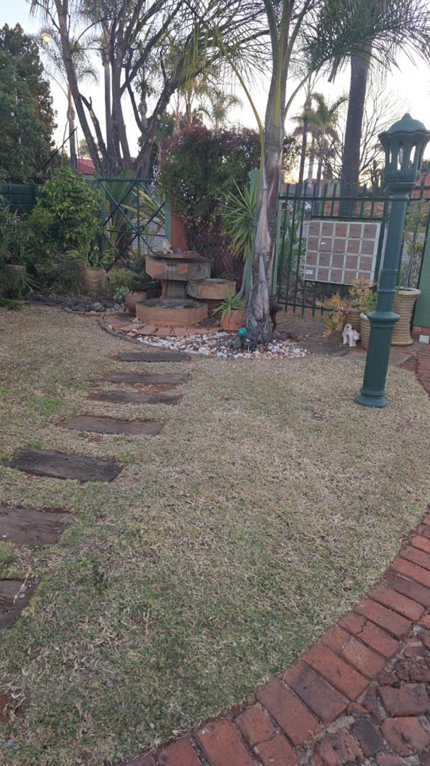 To Let 2 Bedroom Property for Rent in Doornpoort Gauteng