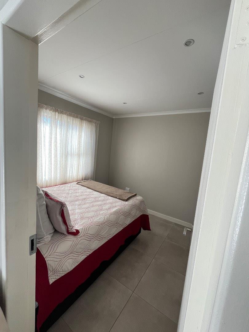 3 Bedroom Property for Sale in Albertsdal Gauteng