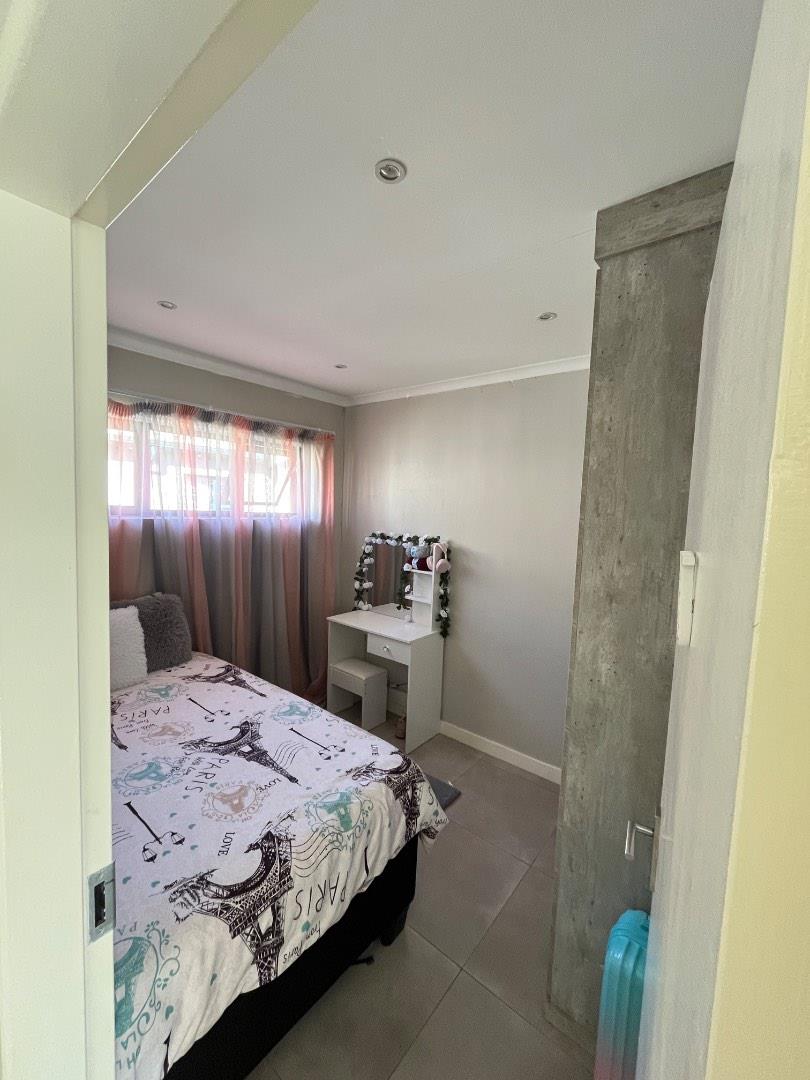 3 Bedroom Property for Sale in Albertsdal Gauteng