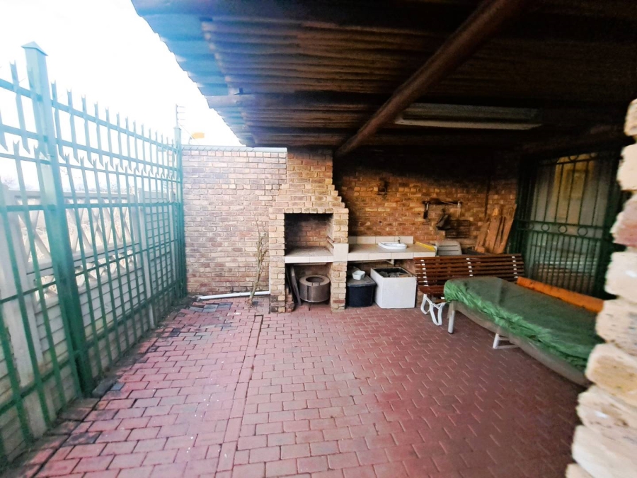3 Bedroom Property for Sale in Doornpoort Gauteng