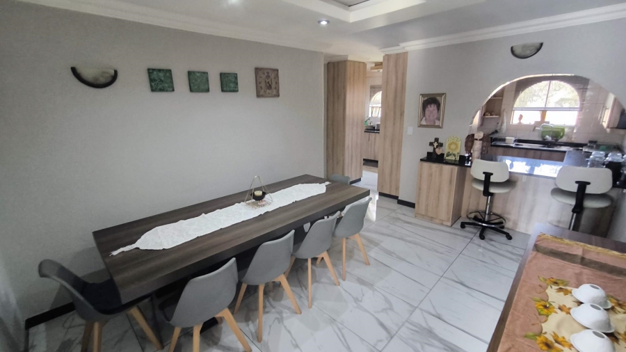 4 Bedroom Property for Sale in Brackenhurst Gauteng