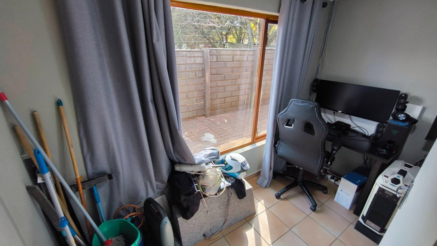 4 Bedroom Property for Sale in Brackenhurst Gauteng