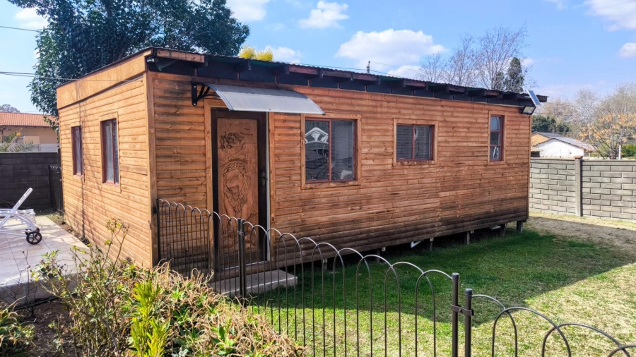 4 Bedroom Property for Sale in Brackenhurst Gauteng