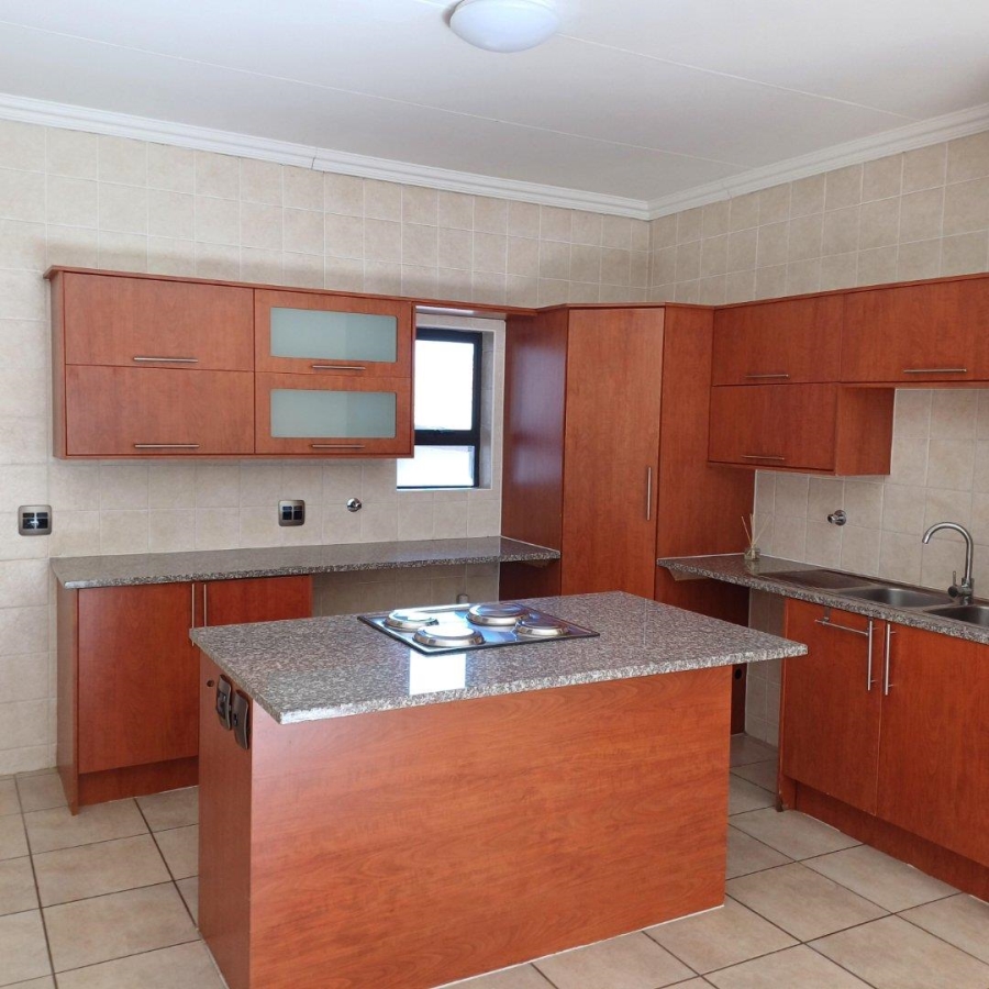 To Let 2 Bedroom Property for Rent in Parkwood Gauteng