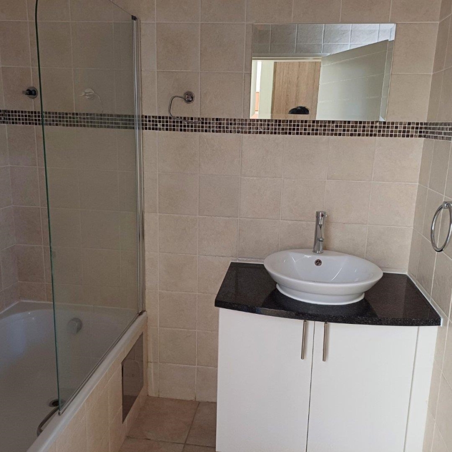 To Let 2 Bedroom Property for Rent in Parkwood Gauteng