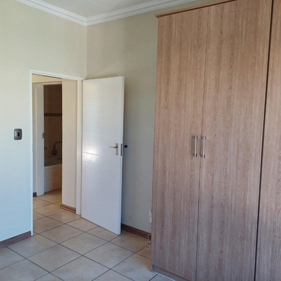 To Let 2 Bedroom Property for Rent in Parkwood Gauteng