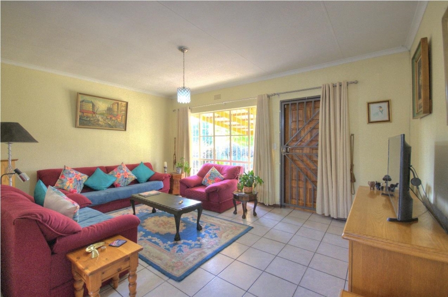 3 Bedroom Property for Sale in Brackendowns Gauteng