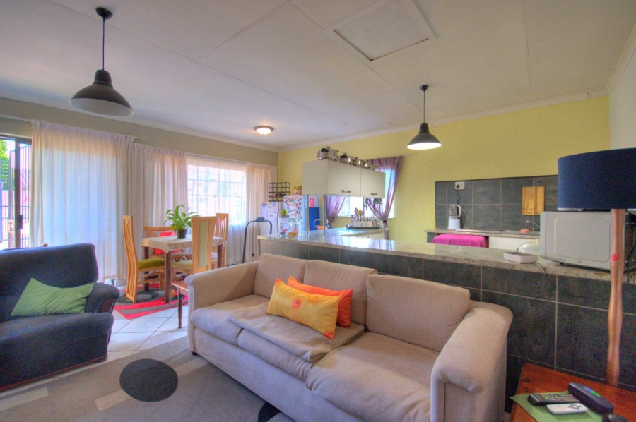 3 Bedroom Property for Sale in Brackendowns Gauteng