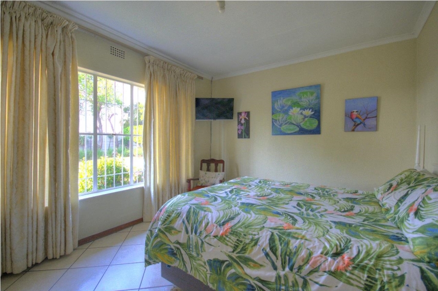 3 Bedroom Property for Sale in Brackendowns Gauteng