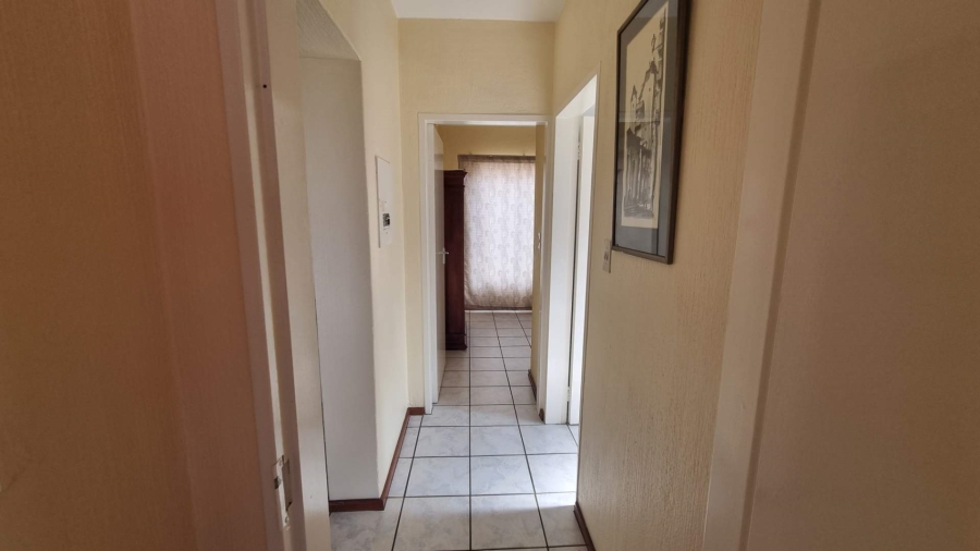 2 Bedroom Property for Sale in Bassonia Gauteng