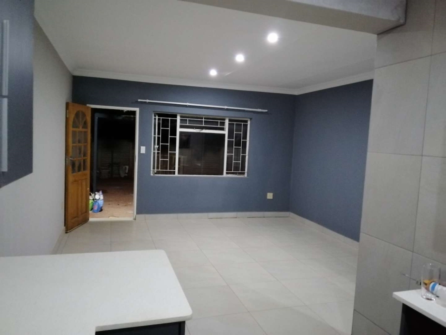 To Let 2 Bedroom Property for Rent in Doornpoort Ext 1 Gauteng