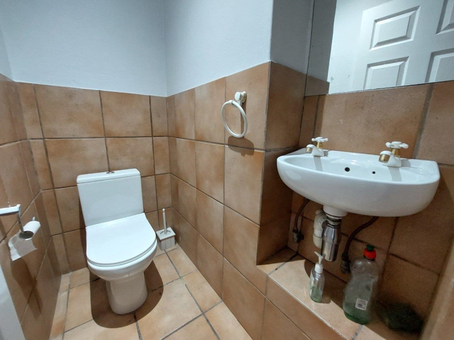 To Let 3 Bedroom Property for Rent in Morningside Gauteng