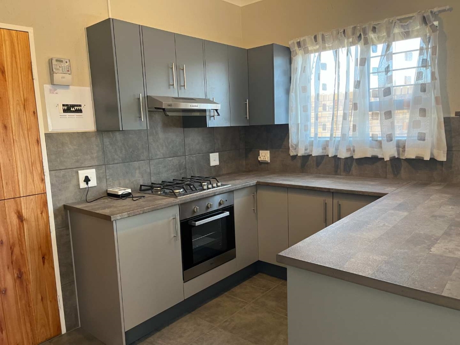 To Let 1 Bedroom Property for Rent in Albertskroon Gauteng