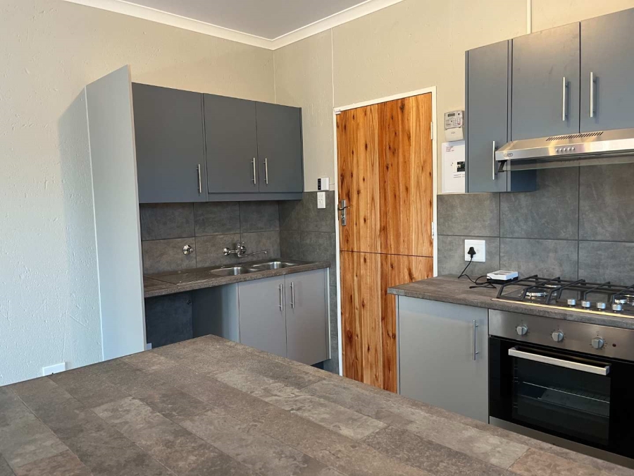 To Let 1 Bedroom Property for Rent in Albertskroon Gauteng