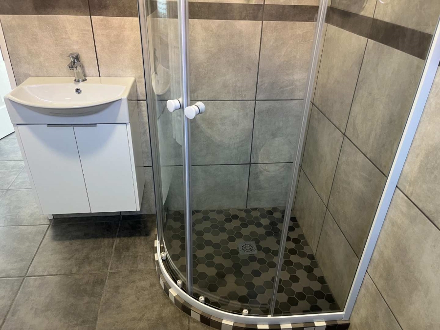 To Let 1 Bedroom Property for Rent in Albertskroon Gauteng
