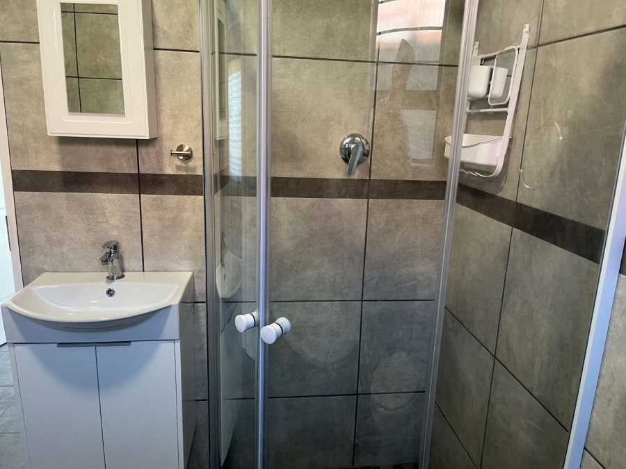 To Let 1 Bedroom Property for Rent in Albertskroon Gauteng
