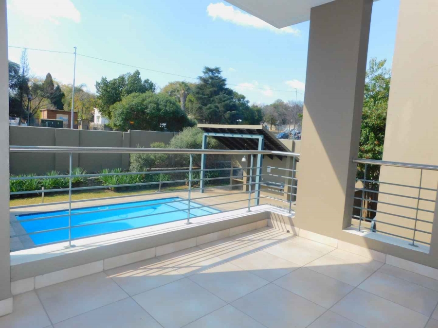 To Let 2 Bedroom Property for Rent in Douglasdale Gauteng
