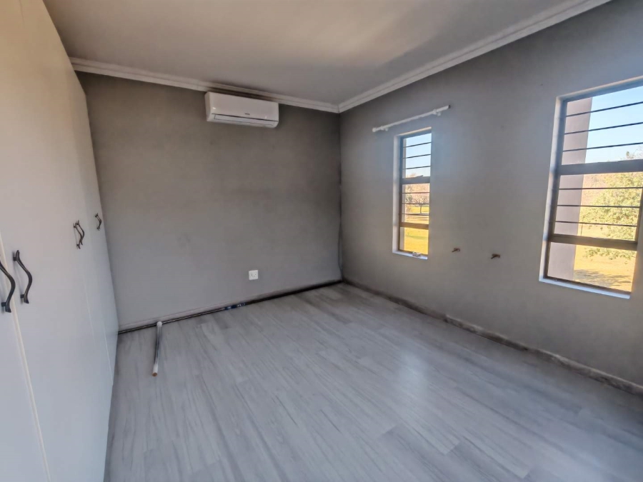To Let 3 Bedroom Property for Rent in Zwartkop Golf Estate Gauteng