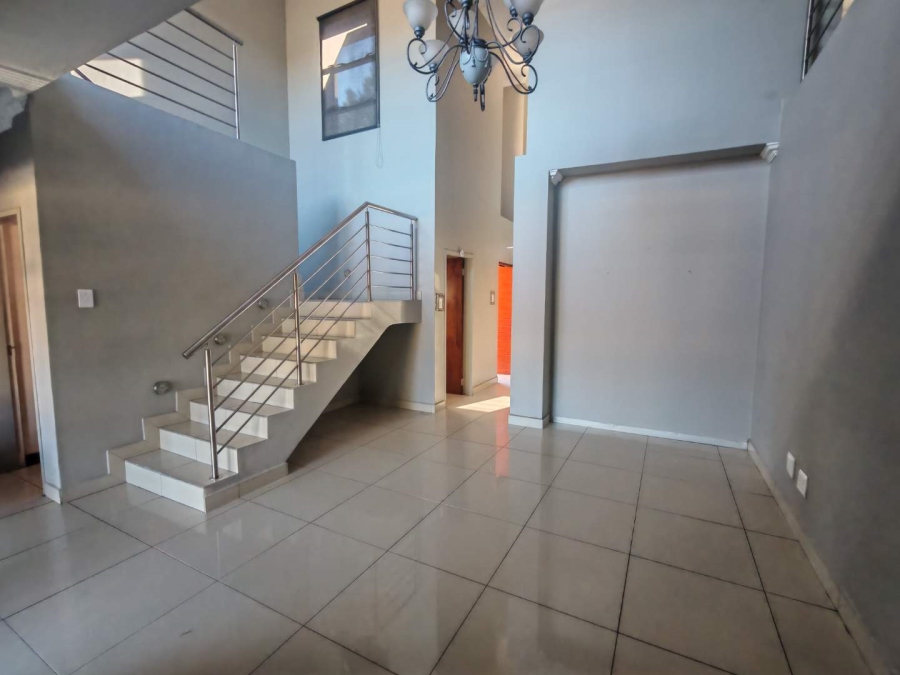 To Let 3 Bedroom Property for Rent in Zwartkop Golf Estate Gauteng
