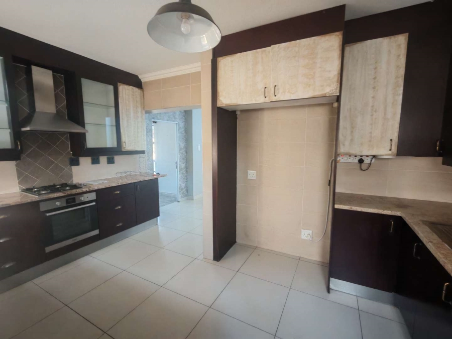 To Let 3 Bedroom Property for Rent in Zwartkop Golf Estate Gauteng