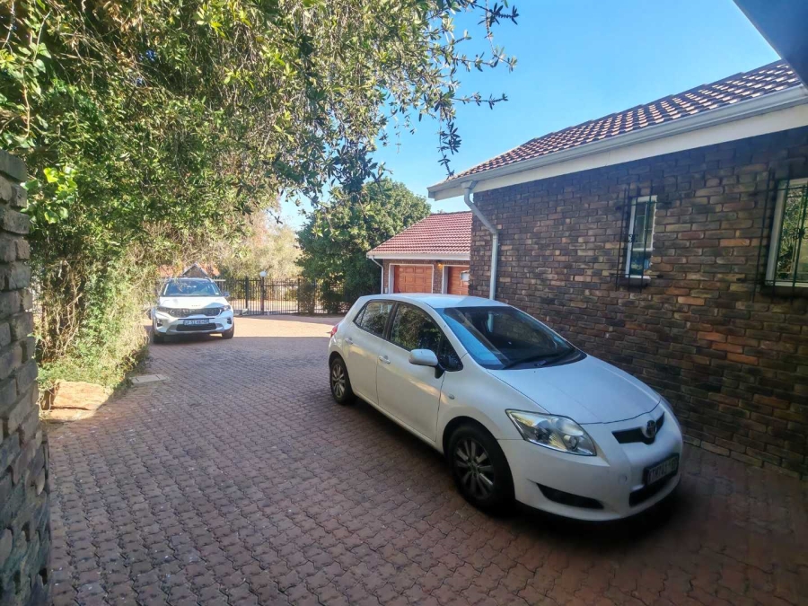 4 Bedroom Property for Sale in Monument Park Gauteng