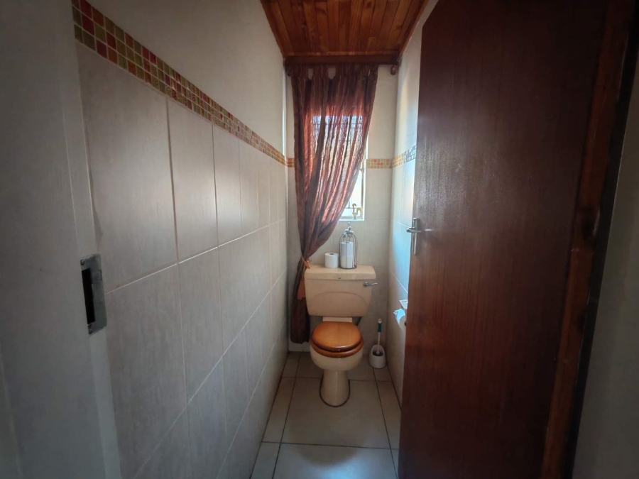 4 Bedroom Property for Sale in Monument Park Gauteng