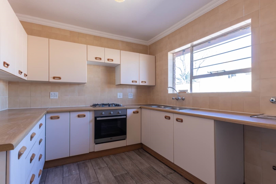 1 Bedroom Property for Sale in Wilro Park Gauteng