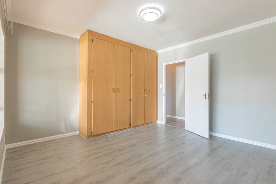 1 Bedroom Property for Sale in Wilro Park Gauteng