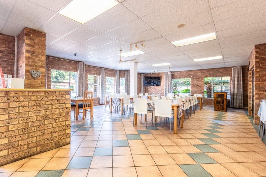 1 Bedroom Property for Sale in Wilro Park Gauteng