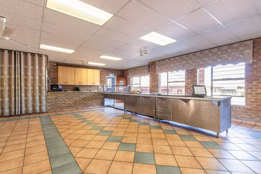 1 Bedroom Property for Sale in Wilro Park Gauteng
