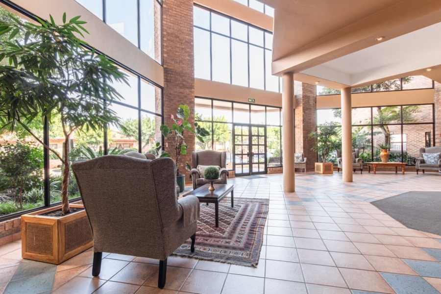 1 Bedroom Property for Sale in Wilro Park Gauteng