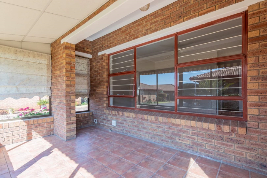 2 Bedroom Property for Sale in Wilro Park Gauteng