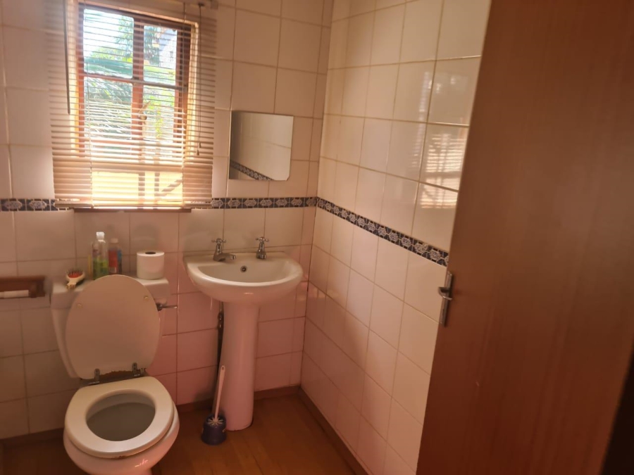 5 Bedroom Property for Sale in Kibler Park Gauteng