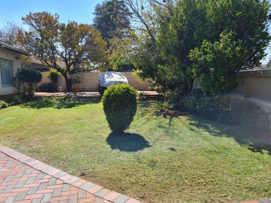 5 Bedroom Property for Sale in Kibler Park Gauteng