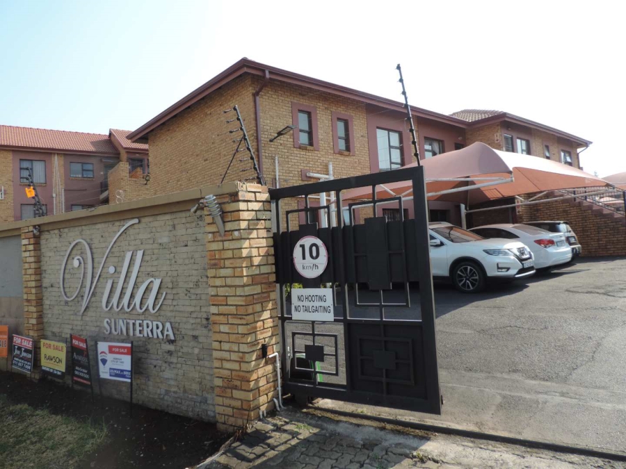 2 Bedroom Property for Sale in Brackendowns Gauteng