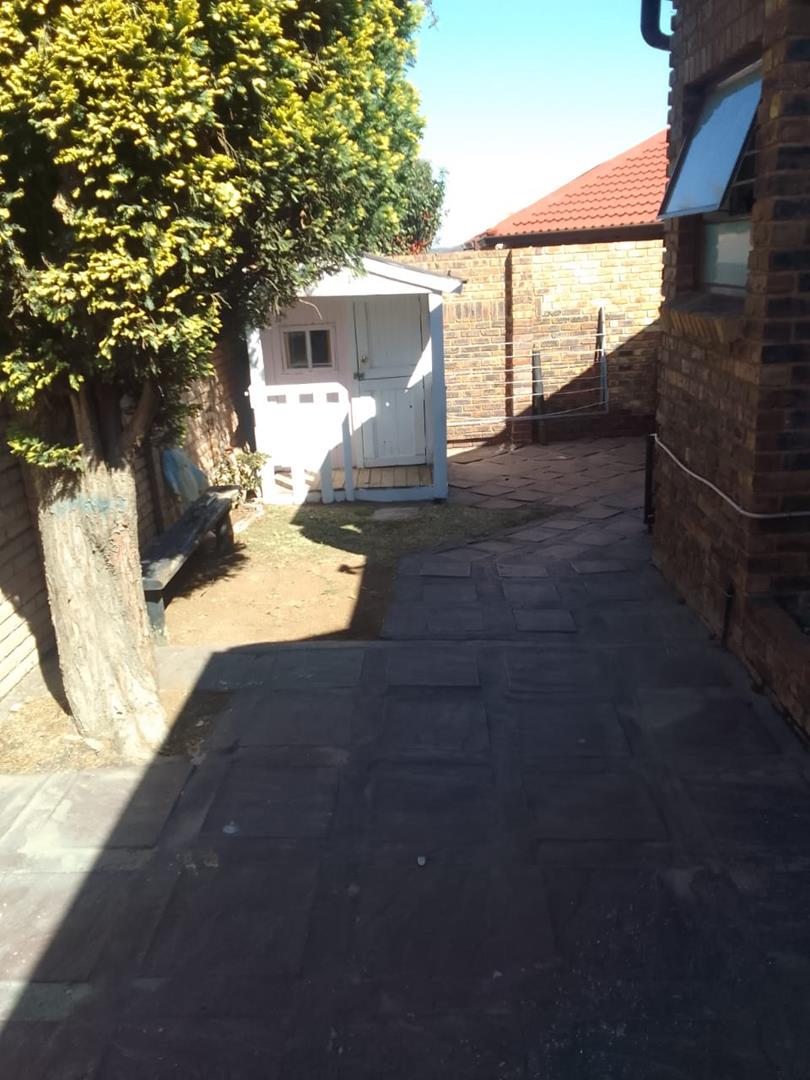 3 Bedroom Property for Sale in Liefde en Vrede Gauteng
