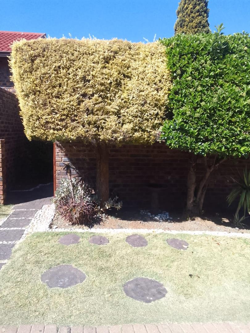 3 Bedroom Property for Sale in Liefde en Vrede Gauteng