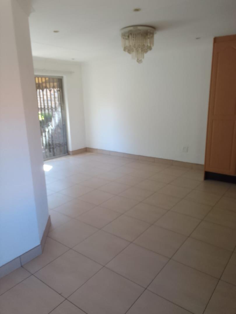 3 Bedroom Property for Sale in Liefde en Vrede Gauteng