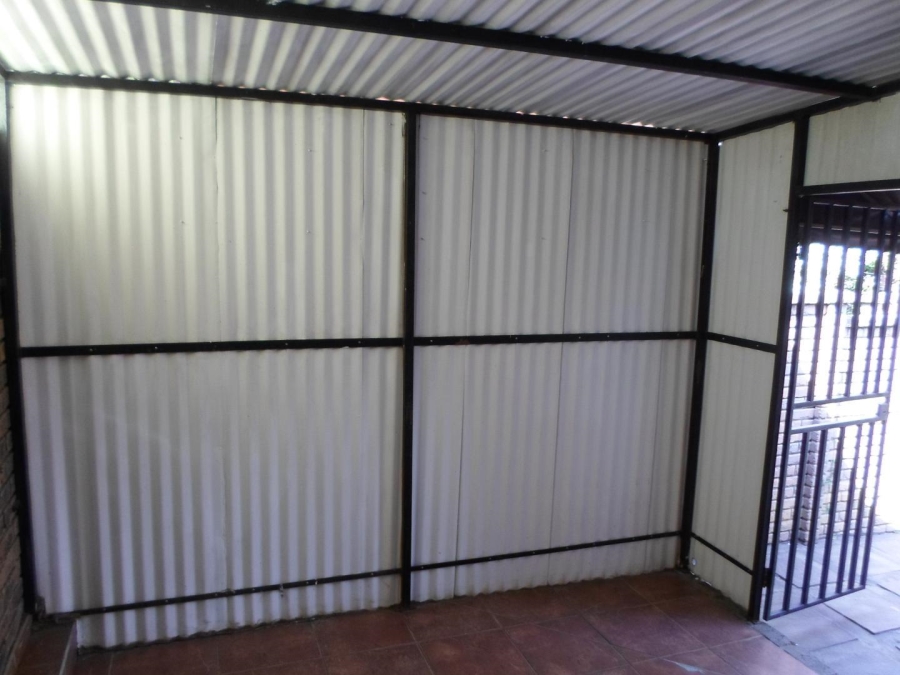 3 Bedroom Property for Sale in Liefde en Vrede Gauteng