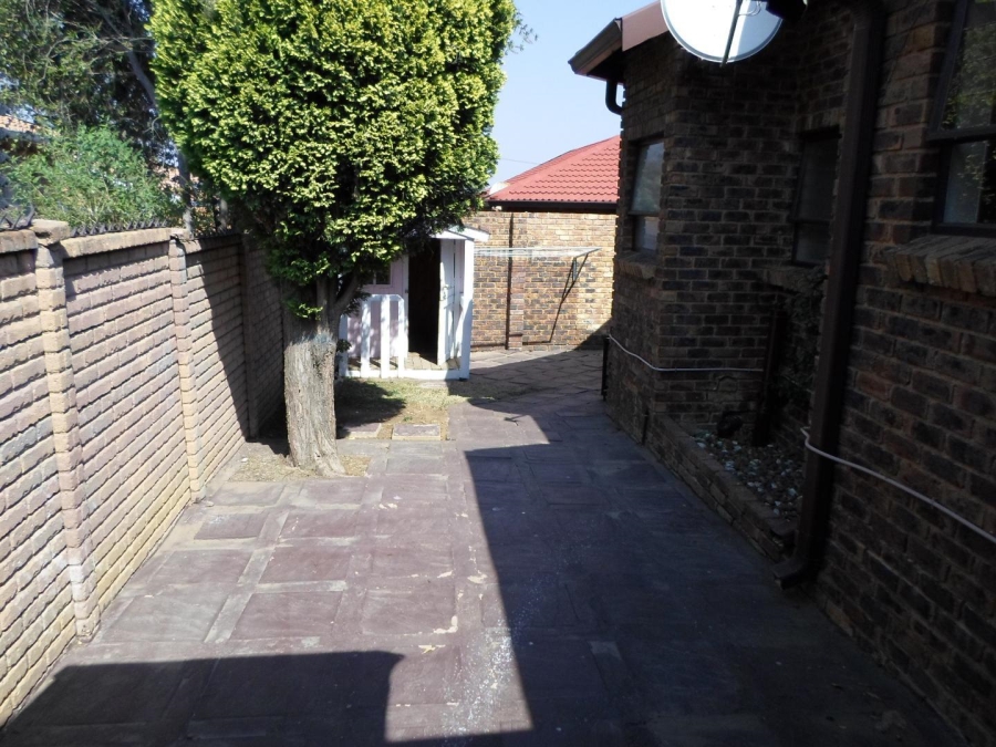 3 Bedroom Property for Sale in Liefde en Vrede Gauteng