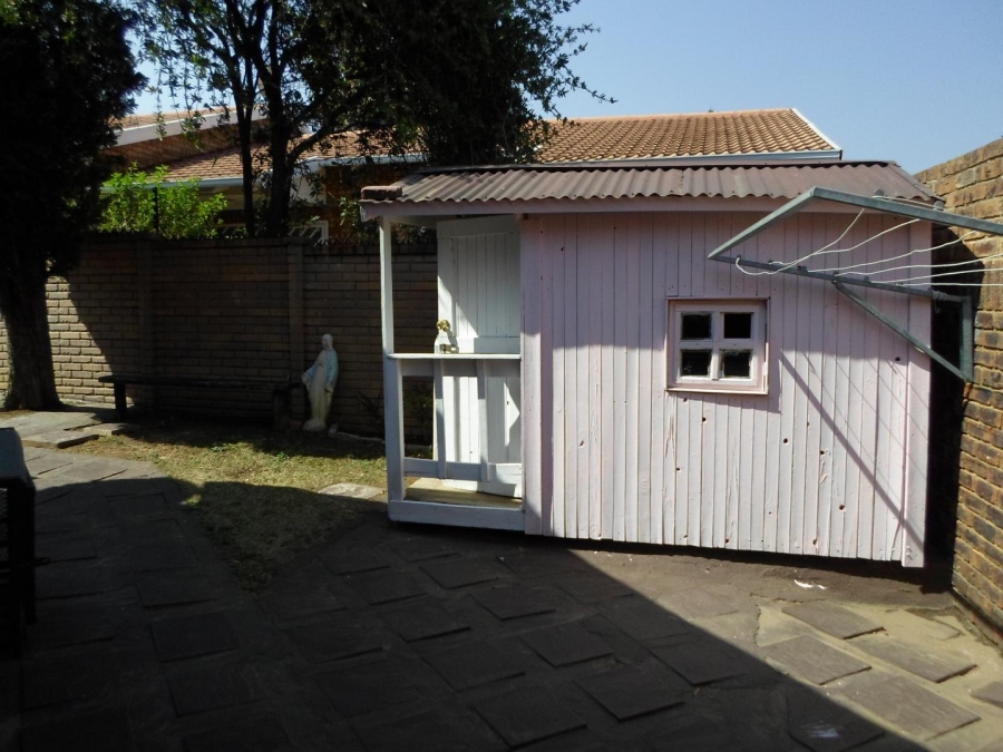 3 Bedroom Property for Sale in Liefde en Vrede Gauteng
